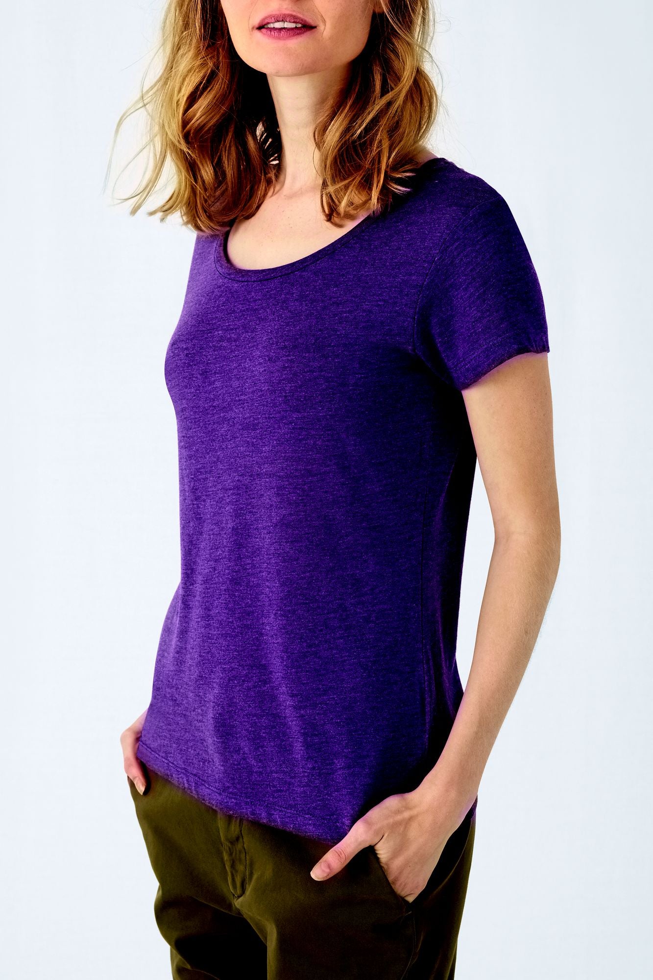 B&C Ladies Triblend T-Shirt.